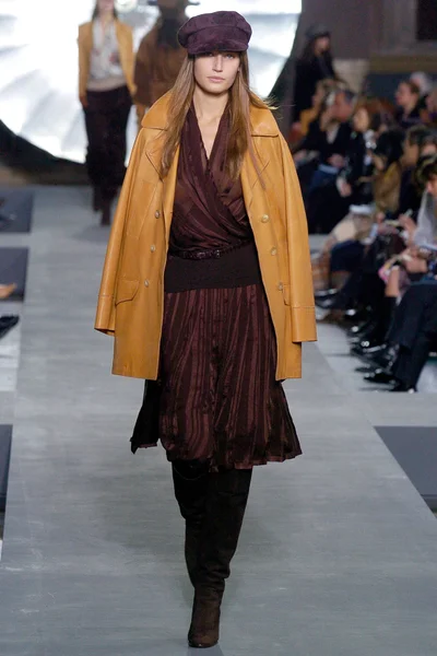 Look 14